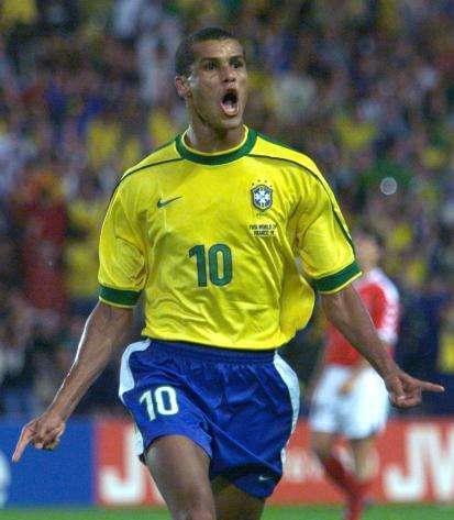 皇马的三连 皇马的三连