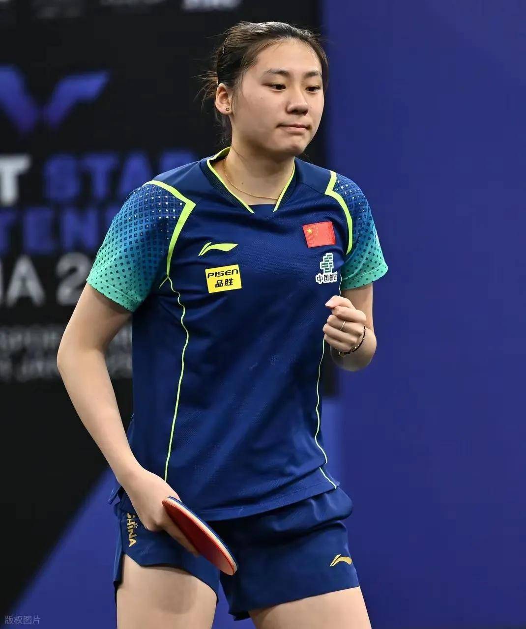 凭借其强大 凭借其强大