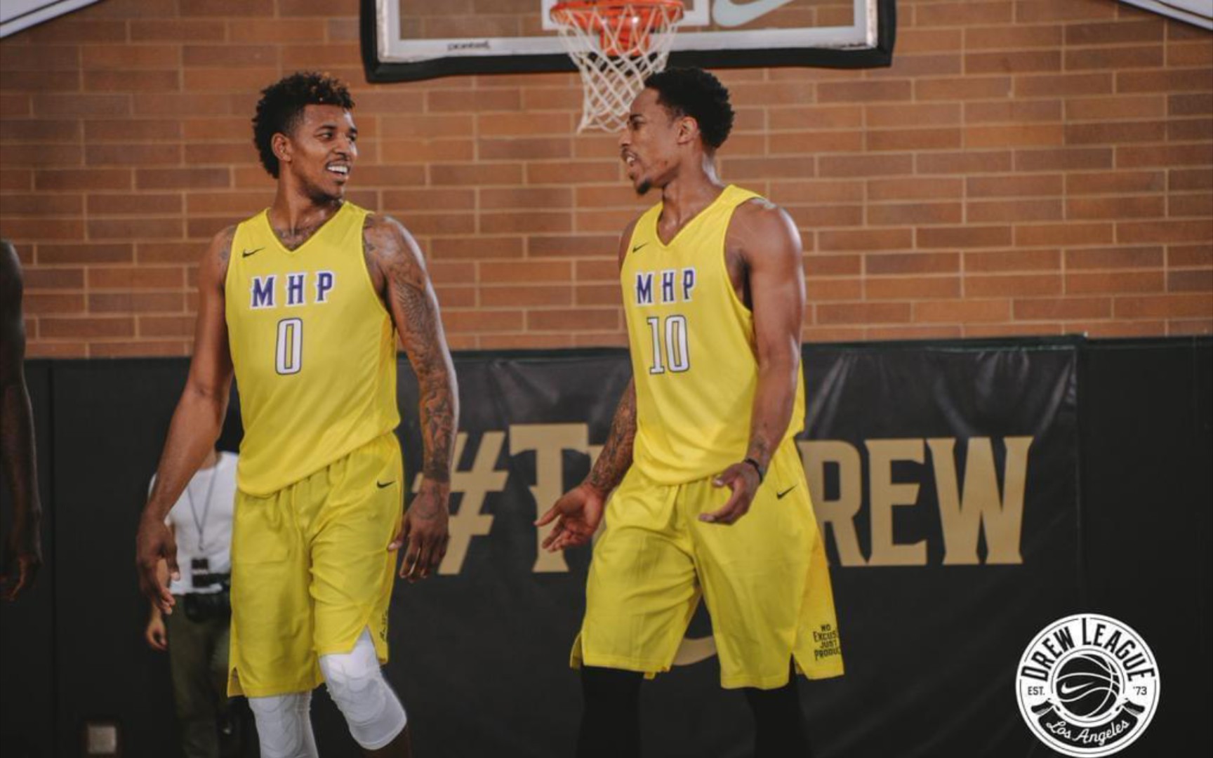 从客厅到地 从客厅到地