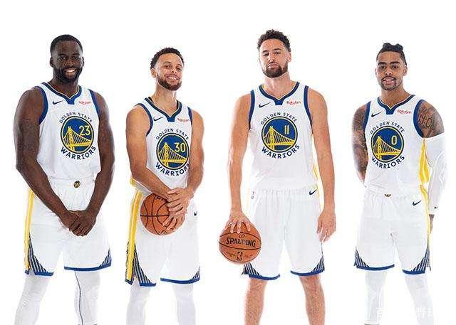 Kakao Viego 完全击败 Leyan ，Qianjue Xiaocaobao 变成了血泵， Puff 战队首先拿到了赛点